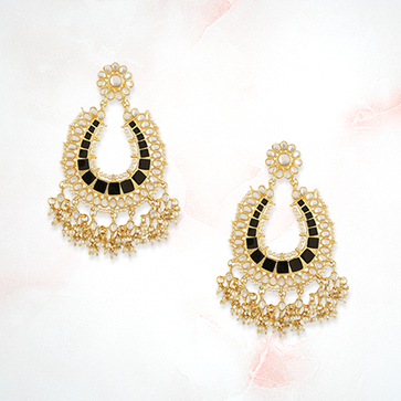 Chaandbali With Kundan & Pearls