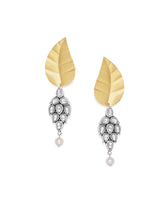 Load image into Gallery viewer, Silver Gold Leafy Drop Earring With Jadau Kundan