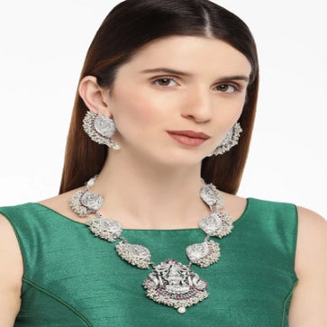 Necklace Set